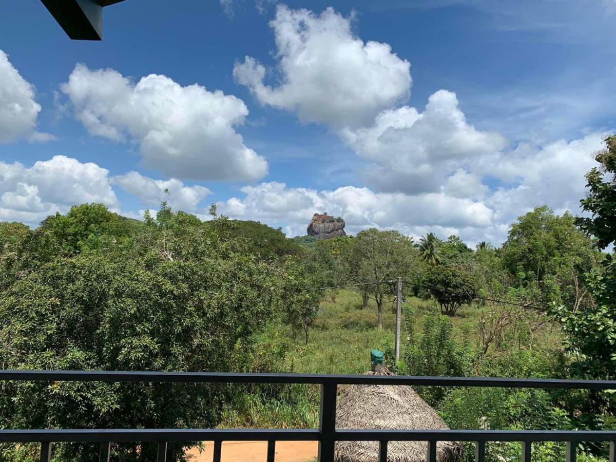 Sigiriya Rock Hide Ξενοδοχείο Εξωτερικό φωτογραφία